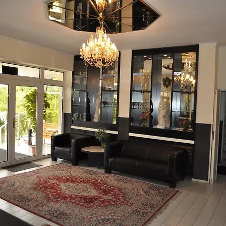 Hotell Wertheim 3*